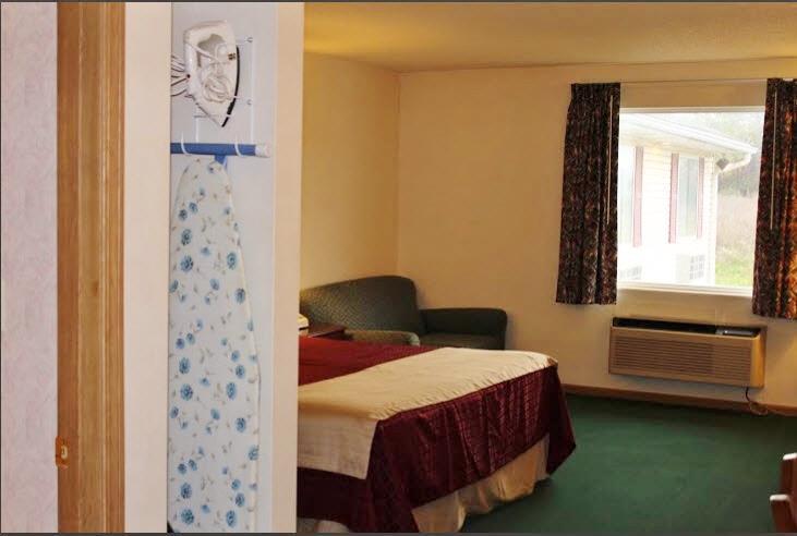 Americas Best Value Inn Knob Noster Szoba fotó