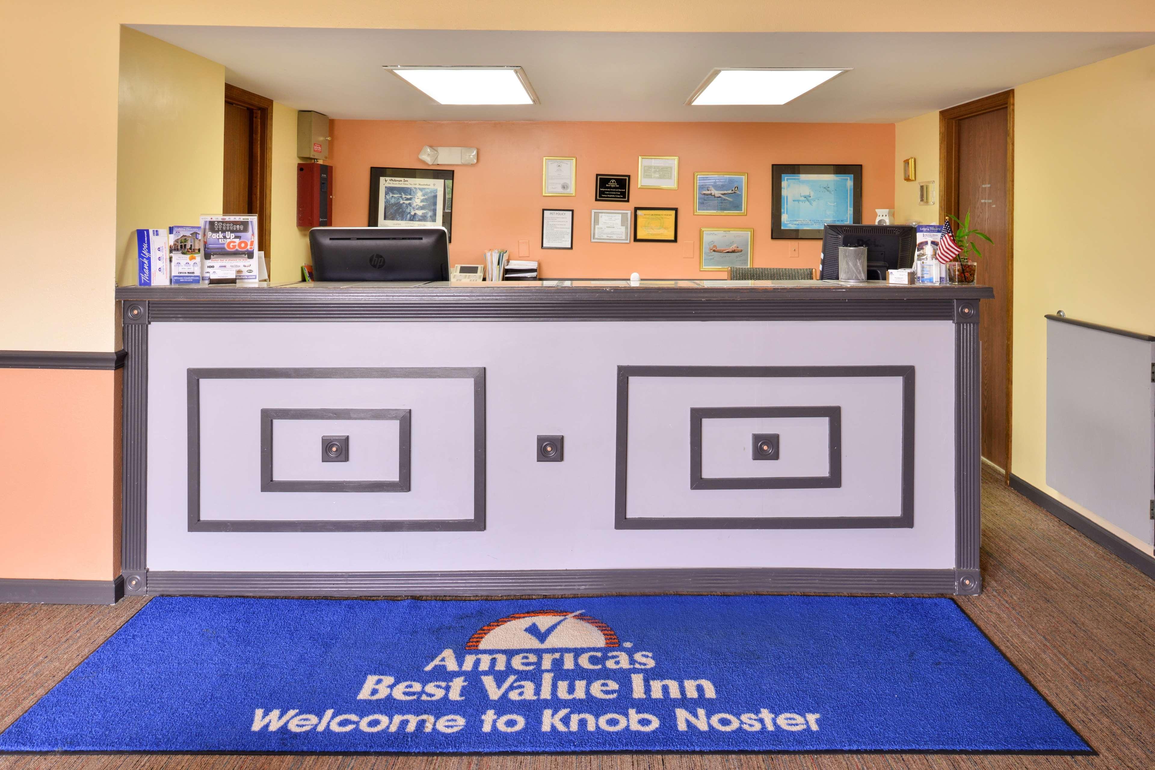 Americas Best Value Inn Knob Noster Kültér fotó